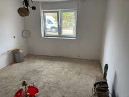 Prodaje se kuca u Novom Knezevcu