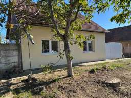 Prodaje se kuca u Novom Knezevcu