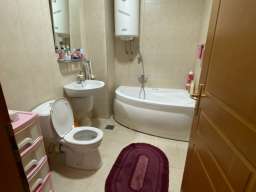 Izdaje se stan - Prvomajska, Zemun - 600 e na I spratu