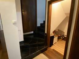 Na prodaju Moderna spratna kuća 200 m&sup2; na placu 530 m&sup2; | Novi Sad &ndash; Kl