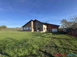 Prodaje se kuća u naselju Glumčevo Brdo, Beograd