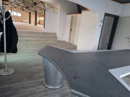 Komercijalni prostor za izdavanje 360m2 i 160m2