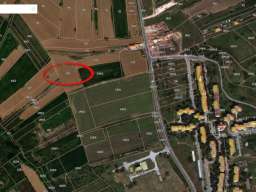 Na prodaju njiva na ulazu u Sremčicu sa desne strane 