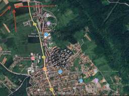 Na prodaju njiva na ulazu u Sremčicu sa desne strane 