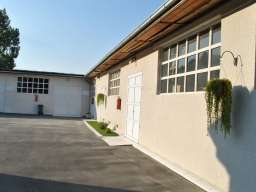 Izdajem magacin u Rakovici od 140m2