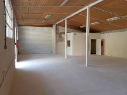 Izdajem magacin u Rakovici od 140m2