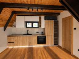 Na prodaju Luxury Villas&Poll, Aranđelovac