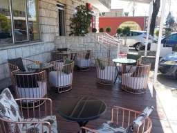 Potrebne radnice, Caffe Enigma