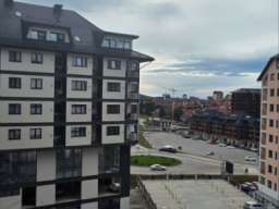 Prodaja name&scaron;tenog apartmana &ndash; centar Zlatibora