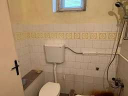 Na prodaju kuca 320m2 u selu Torak