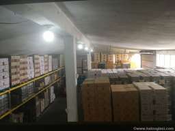 Izdajem halu (magacinski prostor+kancelarije)