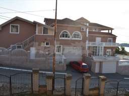 Vila kraj Dunava