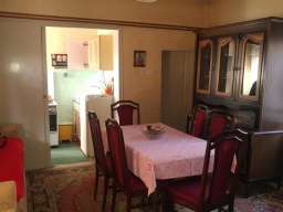 Prodajem kucu u Atenici kod plave hale