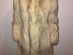 BELA BUNDA OD PRAVOG KRZNA