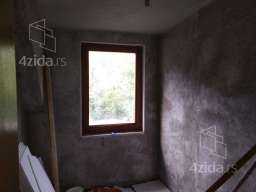 Vikendica na Bovanskom jezeru