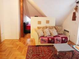 Na prodaju apartman na Zlatiboru