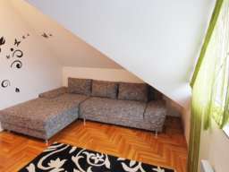 Na prodaju apartman na Zlatiboru