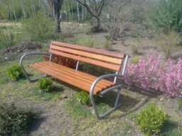 Klupe od drveta - URBANA OPREMA DOO