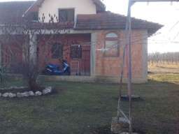 Prodajem seosko domacinstvo, Cacak-Jezevica
