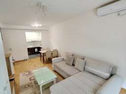 Trosoban Apartman Safari 1 Novi Sad Petrovaradin