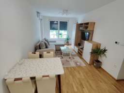 Trosoban Apartman Safari 1 Novi Sad Petrovaradin