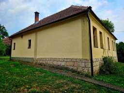 Prodajem imanje 8.6ha sa kucom-Kosjeric