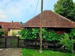 Prodajem imanje 8.6ha sa kucom-Kosjeric