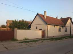 Porodicna kuca u srcu Starog Futoga-Novi Sad