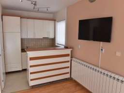 Na prodaju kuca ( hostel ) u Paracinu, 2