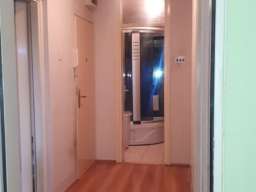 Troiposoban stan u centru Subotice