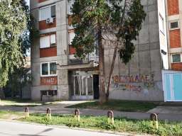 Prodajem dvosoban stan 61 m2 u ulici Branka Radičevića br. 17- naselje ˝