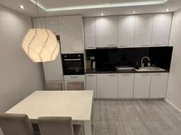 Izdajem dvosoban stan Vozdovac-Kumodraz