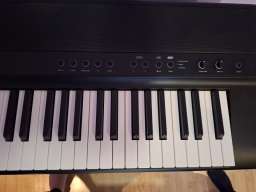 Na prodaju električni klavir, MEDELI SP201 