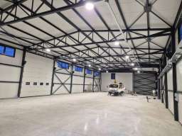 Hala poslovni prostor 650m2+470m2