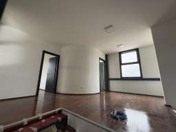 Hala poslovni prostor 650m2+470m2