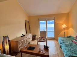 Kompletno renoviran apartman sa pogledom na Boku &ndash; Kra&scaron;ići (52m&sup2;)