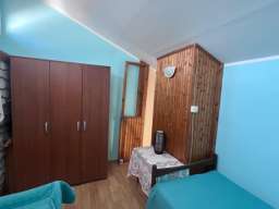 Kompletno renoviran apartman sa pogledom na Boku &ndash; Kra&scaron;ići (52m&sup2;)