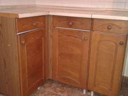 Prodajem povoljno polovnu kuhinju