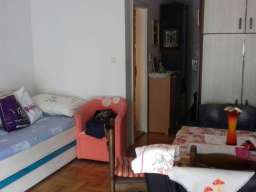 Beograd Petlovo brdo garsonjera 29m2!