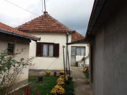 Prodajem kuću 
