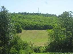 Plac na putu Velika Mostanica-Sremcica