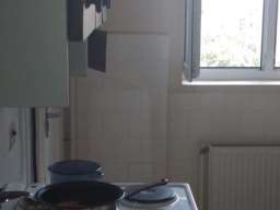 Prodajem salonski stan u Subotici