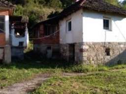 Prodajem kucu sa imanjem u selu Carina