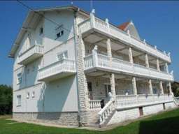 Kuca na prodaju-Mladenovac