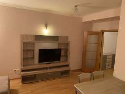 Izdajem potpuno namesten dvosoban stan 55 m2, Zvezdara, Zahumska 