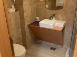 Izdajem potpuno namesten dvosoban stan 55 m2, Zvezdara, Zahumska 