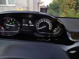 Pežo 2008.1.2turbo benzin 2017. god 