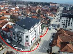 Izdaje se lokal od 180m2 u Vranju