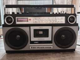 Radio kasetofon MBO