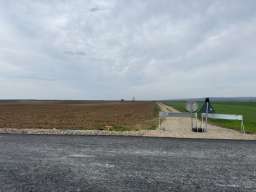 Na prodaju dve parcele Irig-Rivica